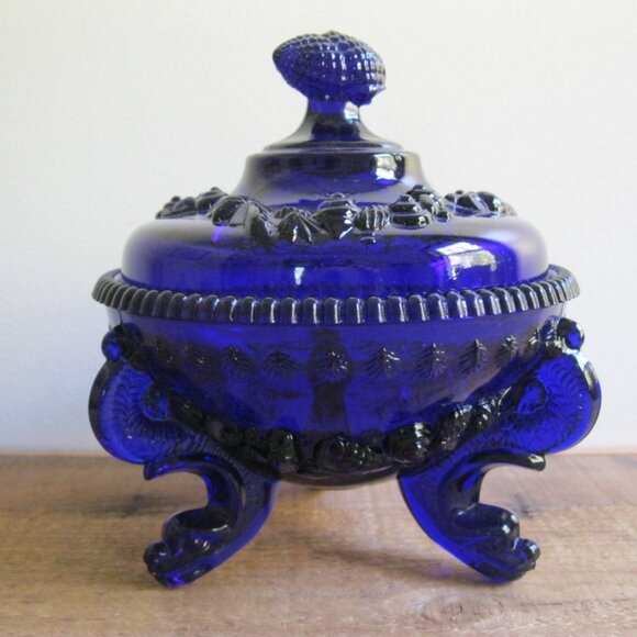 Dalzell Viking Vintage Glass Candy Dish & Lid - Picture 4 of 17